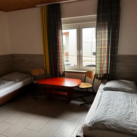 Homestay Monteurzimmer Drei Gleichen *
